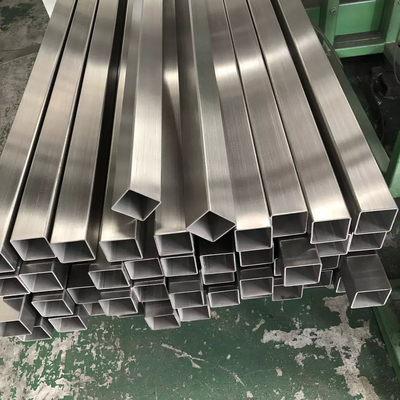 201本の430本の304本のステンレス鋼の長方形の管の空のステンレス鋼の正方形の管